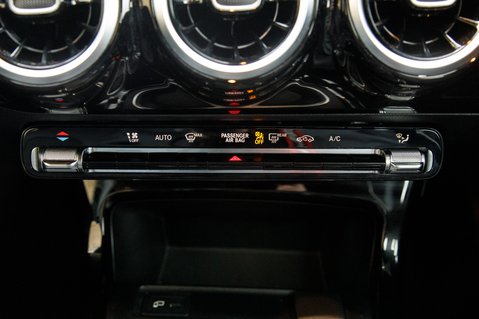 Mercedes-Benz A Class A 180 SE EXECUTIVE 34