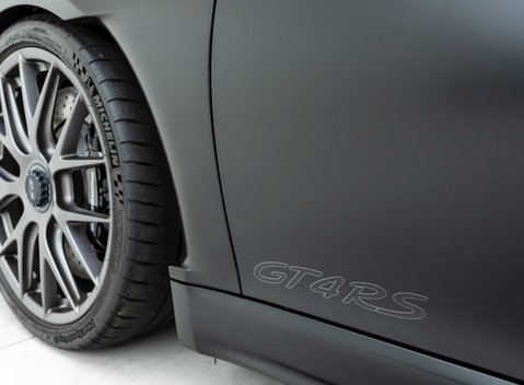 Porsche Cayman GT4 RS (718) 30