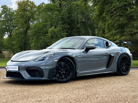 Porsche 718 CAYMAN GT4 RS PDK 1