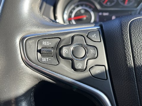 Vauxhall Insignia 2.0T SIDI Elite 5dr [Start Stop] 21