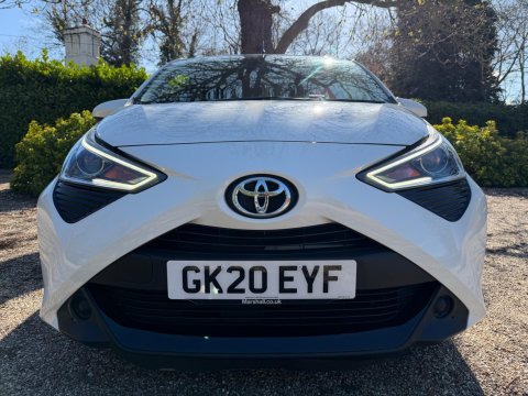 Toyota Aygo 1.0 VVT-i x-play Euro 6 5dr 3
