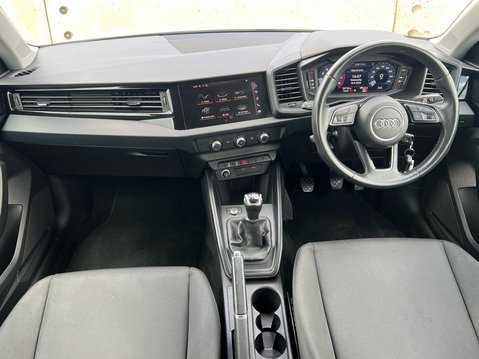 Audi A1 SPORTBACK TFSI TECHNIK 10