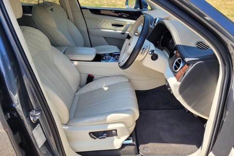 Bentley Bentayga First Edition V8 Diesel 25