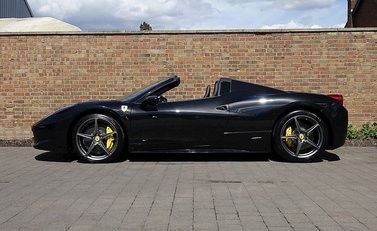 Ferrari 458 Spider 6