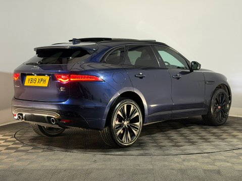 Jaguar F-Pace S AWD 6