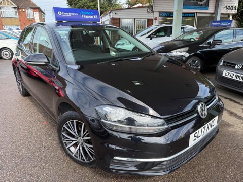 Volkswagen Golf 1.6 TDI BlueMotion Tech SE Nav Euro 6 (s/s) 5dr 8