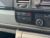 Volkswagen Transporter Crew Cab AUTO SWB L1H1 T32 Sportline Air Con Alloys Sensors EURO 6 NO VAT 40