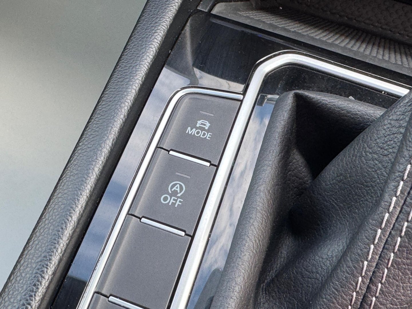 2023 Volkswagen Passat — image 26