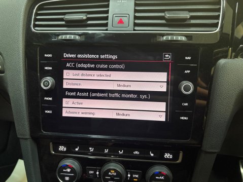Volkswagen Golf 2.0 TSI GTI Performance DSG Euro 6 (s/s) 5dr 34