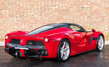 Ferrari LaFerrari Aperta 13