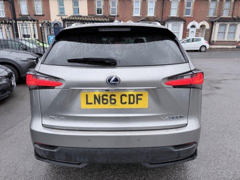 Lexus NX 2.5 300h Premier E-CVT 4WD Euro 6 (s/s) 5dr 3