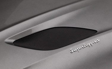 Aston Martin DBS Superleggera 22