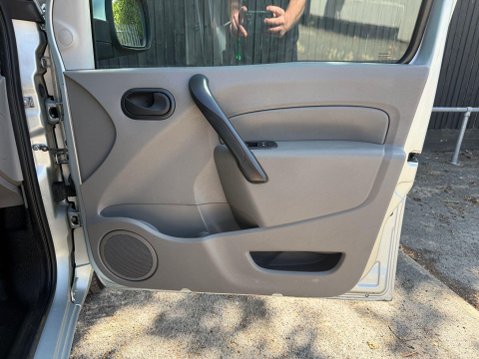 Renault Kangoo LL PLUS DCI 14