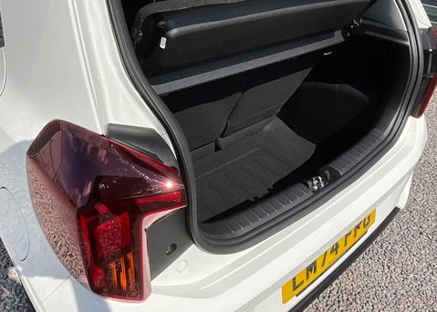 Kia Picanto 1.0 62bhp '2' 20