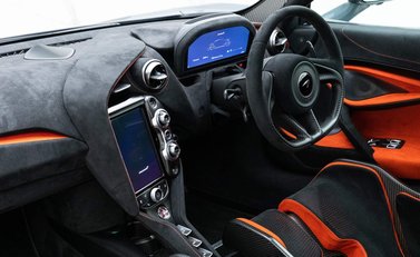 McLaren 765LT V8 SSG 10