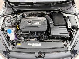 Volkswagen Golf 2.0 Golf R TSi 4WD 5dr 7