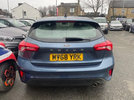 Ford Focus TITANIUM 6