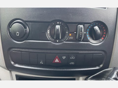 Mercedes-Benz Sprinter 2.1 314 CDi Panel Van 5dr Diesel Manual RWD L3 H3 (218 g/km, 140 bhp) 29