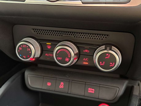 Audi A1 1.6 A1 Sportback TDI Black Edition Semi-Auto 5dr 21