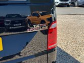 Volkswagen Transporter Crew Cab [SOLD KH] AUTO SWB L1H1 T32 Sportline Air Con Alloys Sensors EURO 9