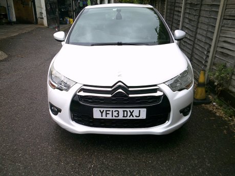 Citroen DS4 DSTYLE ONLY 46,000 MILES FROM NEW 5