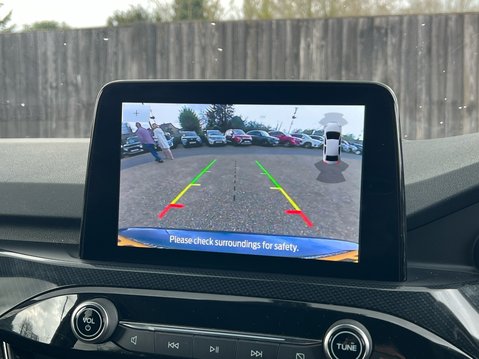 Ford Kuga ST-LINE X EDITION 23