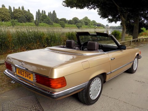 Mercedes-Benz R107 280 SL Sports - LHD 3