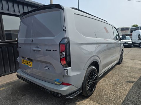 Ford Transit Custom 300 LIMITED L2H1 P/V ECOBLUE 6