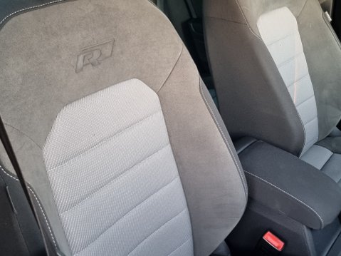 Volkswagen Golf R LINE EDITION TDI BLUEMOTION TECHNOLOGY 21