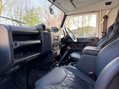 Land Rover Defender 2.2 Defender 90 Hard Top TD 4WD 5dr 25