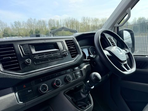 Volkswagen Crafter 2.0 Crafter CR35 Startline TDI 9
