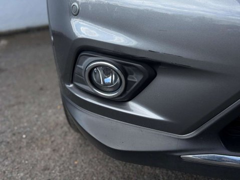 Nissan X-Trail 1.6 dCi Tekna XTRON Euro 5 (s/s) 5dr 19