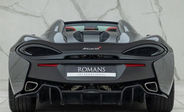 McLaren 570S Spider 13