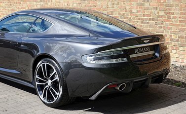 Aston Martin DBS 9