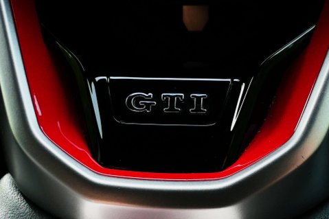 Volkswagen Golf 2.0 Golf GTi TSi Semi-Auto 5dr 34