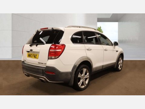 Chevrolet Captiva 2.2 VCDi LTZ SUV 5dr Diesel Auto 4WD Euro 5 (7 Seats) (184 ps) 6