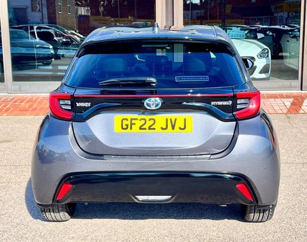 Toyota Yaris 1.5 Yaris Dynamic HEV CVT 5dr 6