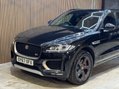 Jaguar F-Pace 3.0 F-PACE V6 S AWD D Auto 4WD 5dr 34