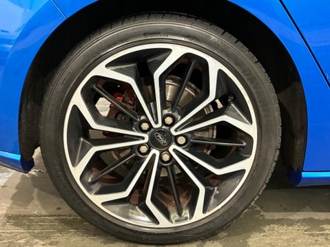 Ford Focus 1.0T EcoBoost ST-Line X Euro 6 (s/s) 5dr 38