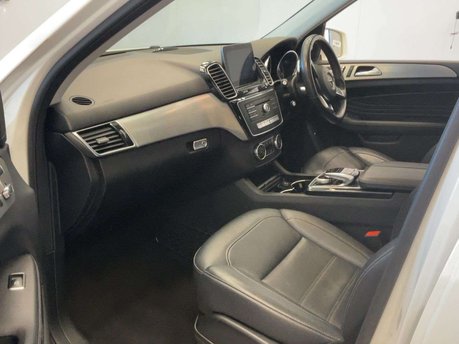 Mercedes-Benz GLE 2.1 GLE 250 D 4Matic AMG Line Premium Auto 4WD 5dr 3