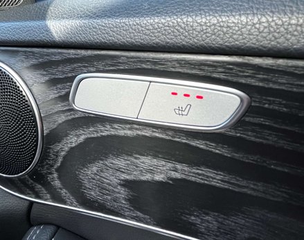 Mercedes-Benz C Class 2.0 C 300 AMG Line Premium Auto 4dr 74