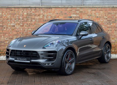 Porsche Macan Turbo 6