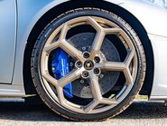 Lamborghini Huracan LP640-4 EVO 6