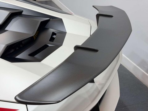 Lamborghini Aventador 6.5 V12 LP 750-4 Superveloce Coupe 2dr Petrol ISR 4WD Euro 6 (750 bhp) 48