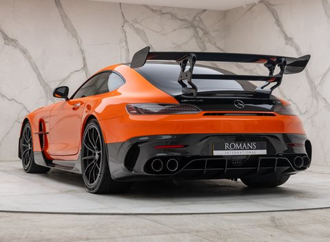 Mercedes-Benz Amg GT BLACK SERIES 7