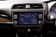 Nissan LEAF TEKNA 25