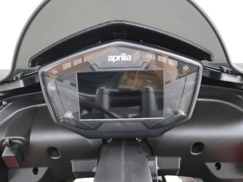 Aprilia Tuono 660 TUONO 660 FACTORY 28