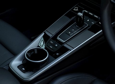 Porsche 911 (992) Carrera 4S 19