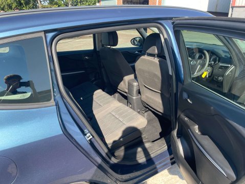 Vauxhall Zafira 1.4 Zafira Tourer Exclusive T 5dr 15