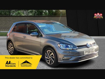 Volkswagen Golf MATCH TSI